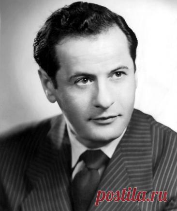 Илай Уоллак, 7 декабря, 1915
 • 24 июня 2014