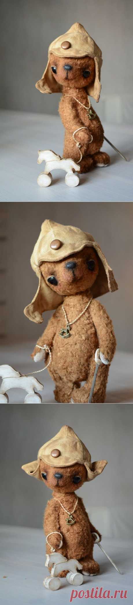 Исполнитель OOAK viscoseTeddy Медведь Борька 9 дюймов по SanaTeddyBears
