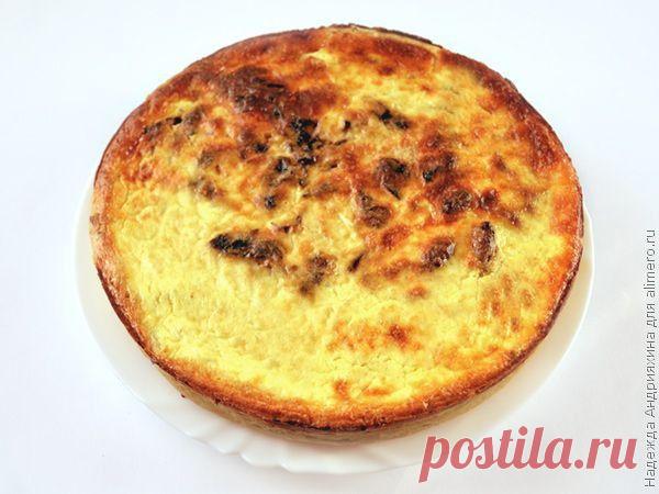 Заливной пирог с капустой и черносливом / Рецепты с фото