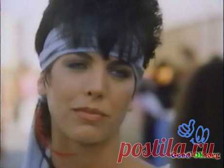 &quot;Пустая клетка&quot;
во время ограбления банка полиция арестовывает Николь, она не виновата, но именно ей придется сесть в женскую тюрьму...