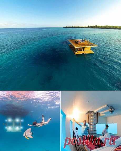 Manta Resort – плавучий отель у берегов Танзании.

Manta Resort – это эффектный плавучий отель у острова Пемба в Танзании. Часть его лавирует по волнам, а вторая полностью погружена в воду. Такой неординарный подход позволяет отдыхающим засыпать в созерцании мирной жизни подводных обитателей. К слову сказать, один день на этом плавучем отеле обойдется в 1500 американских долларов.