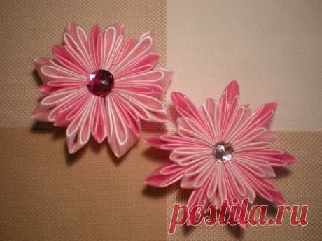 Цветок Канзаши из атласных лент видео Мастер класс /Ribbon Flower / DIY Kanzashi