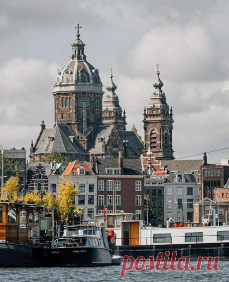 АМСТЕРДАМ-НИДЕРЛАНДЫ