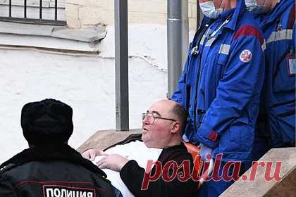 Медкомиссия рассмотрит вопрос об освобождении бизнесмена Шпигеля из СИЗО. Стало известно об ухудшении состоянии здоровья бизнесмена Бориса Шпигеля, арестованного по делу о взятках бывшему губернатору Пензенской области Ивану Белозерцеву. Бизнесмена перевели из СИЗО в гражданскую больницу. Вскоре медкомиссия рассмотрит вопрос о его освобождении из-под ареста.