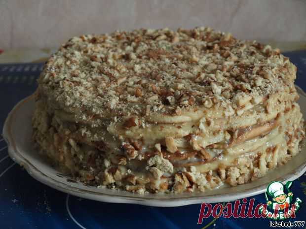 Вкусный,мягкий тортик со сгущенкой на скорую руку.
Коржи пекутся как блины(на сковородке)-это меня соблазнило,потому что быстро...