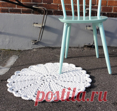 YARNFREAK: DIY: Crochet pine cones