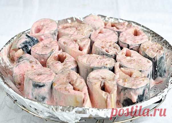 Невероятно вкусная рыбка в духовке! Скумбрия запеченная в специальном маринаде Рыбка рассыпается на тарелке. Класс!