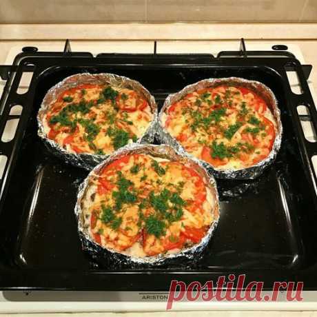 КУРИНОЕ ФИЛЕ "СЮРПРИЗ", ЗАПЕЧЁННОЕ В ФОЛЬГЕ

Ингредиенты:
Филе куриное - 1 кг
Молоко - 1 стакан
Показать полностью…