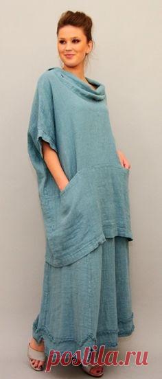 Ну не идут мне розочки и оборки, как ни крути! Ни возрастом им не соответствую, ни темпераментом! И панталоны с оборками — не мое, и подоткнутый подол холщовой юбки... Гетры, опять же, вязаные крючком, или митенки ажурные... Ну вот представьте — тетя за 50, не мелкая такая, вечно сидящая за рулем большой машины с сигареткой в одной руке и мобильным в другой (А руль? Руль — хвостом управляется!