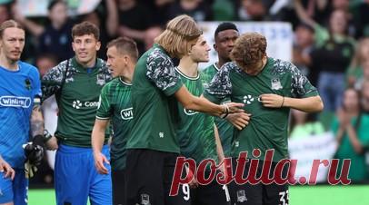 Генич — о «Краснодаре»: чемпионство не выигрывается, а проигрывается. Комментатор Константин Генич высказался о ничьей в матче 26-го тура Российской премьер-лиги (РПЛ) между «Крыльями Советов» и «Краснодаром». Читать далее