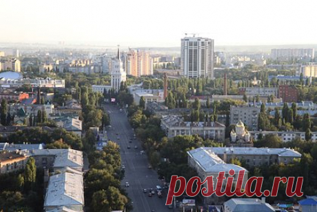 Жители Воронежа сообщили о громком хлопке. Жители Воронежа услышали громкий хлопок. Об этом со ссылкой на слова местной жительницы сообщает «Московский комсомолец» .«Я даже непроизвольно пригнулась. Очень громко и неожиданно. Похоже на взрыв какого-то тяжелого снаряда», — поделилась впечатлениями россиянка. В Воронежской области действовал режим КТО.