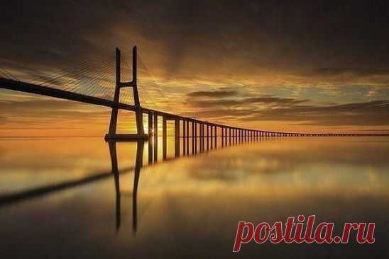 Мост Васко да Гама, Португалия