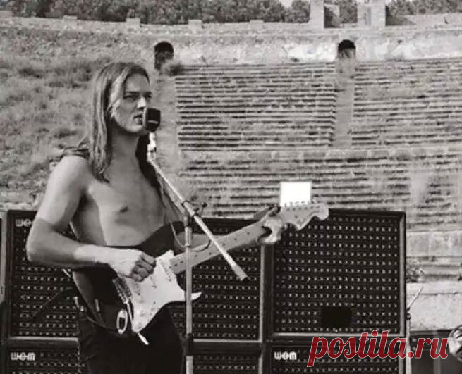 PINK FLOYD LIVE AT POMPEII HD FULL LIVE CONCERT - Елейная — КОНТ Музыкальный фильм, Великобритания, 1972. Съёмки концерта группы Pink Floyd на древних руинах амфитеатра Помпей в Италии. Непосредственно выступление было записано с 4 по 7 октября 1971 года.
    
     | PINK FLOYD LIVE AT POMPEII HD FULL LIVE CONCERT |Автор Елейная. Больше статей автора читать на сайте.