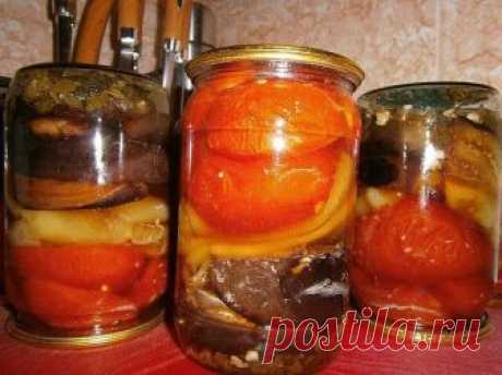 Овощная закуска на зиму. Целую баночку я съедаю сама
Поверьте, одной порции будет мало!
Ингредиенты:
баклажаны — 2 кгболгарский перец — 2 кгпомидоры — 2 кгзелень — укроп, петрушка,чеснокуксуссоль
Приготовление:
Разрезаем баклажаны вдоль на…