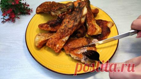 Давно жарю рыбу в воде без брызг. Мой проверенный рецепт хрустящей рыбки
Как же я люблю рыбку по этому рецепту! Рыба получается хрустящая снаружи и очень сочная внутри. Это просто гениальный рецепт, я считаю... Хотя бы один раз нужно обязательно попробовать приготовить такую жареную рыбку! Я уверена, вам очень понравится столь небанальный способ приготовления рыбы.