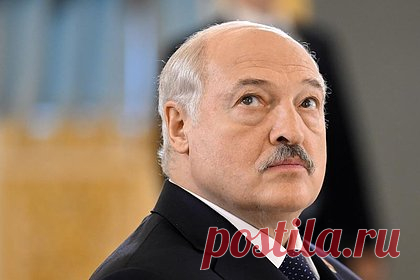 Лукашенко поделился эмоциями от мятежа в России. Президент Белоруссии Александр Лукашенко заявил, что ему было больно наблюдать за мятежом ЧВК «Вагнер», который развернулся на юге России. Об этом он заявил на встрече с представителями силовых структур. Глава государства поделился эмоциями от происходившего в России и подчеркнул, что боль чувствовал не только он.
