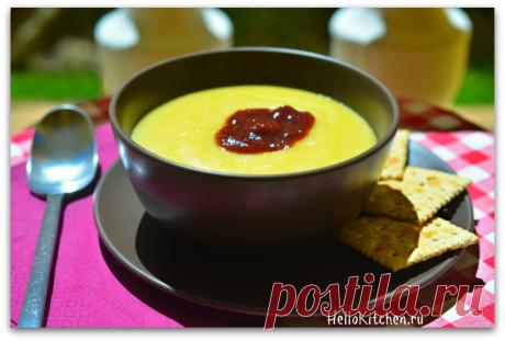 Кукурузная каша

=2 чашки воды (чашка=240мл),
4-5 ст.л. кукурузной муки,
10-15 гр сливочного масла,
1 ст.л. сахара,
щепотка соли,
варенье или мёд по желанию.