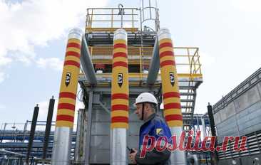 &quot;Газпром&quot; обновил абсолютный исторический рекорд летних суточных поставок газа. Компания связывает возросшее потребление газа с холодной погодой, установившейся на этой неделе в Северо-Западном и Центральном федеральных округах
