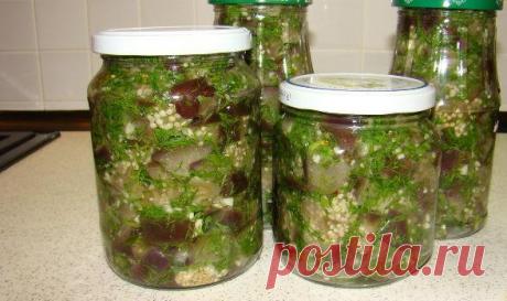 Баклажаны "как грибы" (с чесноком) на зиму.

Очень вкусная закуска "баклажаны как грибы" на зиму. Это блюдо должно присутствовать на любом праздничном столе, не поленитесь его приготовить. Есть еще один вариант этой закуски - можно ее не стерилизовать, а разложить по банкам, накрыть капроновой крышкой, отправить на ночь в холодильник, и "баклажаны как грибы" готовы.

Продукты
(на 5 литровых банок)

Баклажаны - 5 кг
Чеснок - 300 г
Укроп - 350 г
Масло растительное - 300 мл
Д...