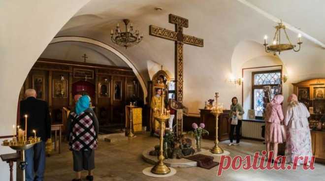 6 исцеляющих святынь российской столицы.4. Священный Кийский крест в Крапивниках