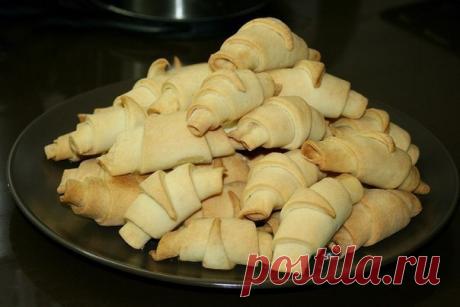 Как приготовить рулетики с мармеладом - рецепт, ингридиенты и фотографии