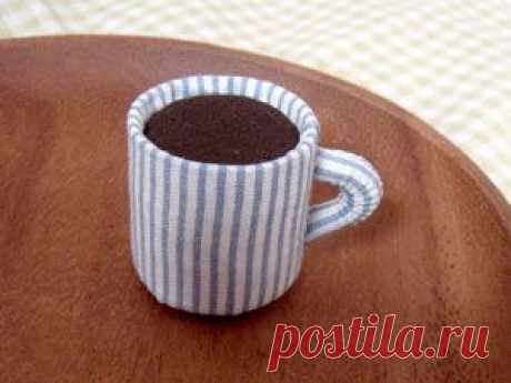 Мастер-класс &quot;Кружка - игольница из пластиковых бутылок&quot;