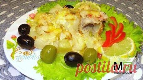 Окунь запеченный с картофелем под сырной корочкой - кулинарный рецепт. Миллион Меню