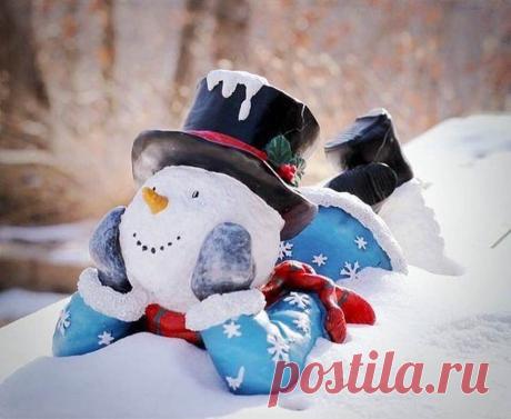 (1) Facebook