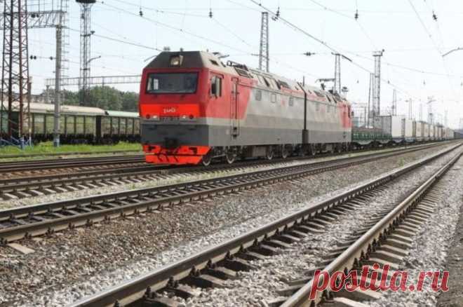 3,5 тыс. пассажиров задержанных из-за селя поездов перевезены автобусом. Накануне продолжительные обильные осадки на перегоне Дагомыс — Лоо произошел сход селевых масс на ж/д пути в объеме более 5 тыс. куб. м.