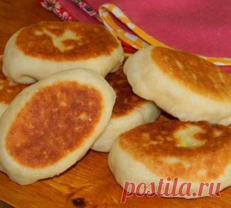 Пирожки из пышного теста
