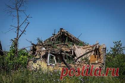 Посольство России в США озвучило число погибших мирных жителей в ДНР и ЛНР. Посольство России в США озвучило число погибших мирных жителей в Донецкой и Луганской народных республиках (ДНР и ЛНР) с февраля 2022 года.«Вызывает недоумение замалчивание преступлений вооруженных сил Украины. Погибли более пяти тысяч мирных жителей, включая почти 200 несовершеннолетних», — указали в дипмиссии.