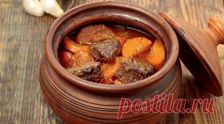 Гуляш из говядины в горшочках — Домашняя кулинария
