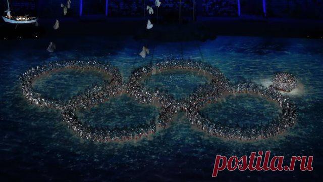 Церемония закрытия Олимпиады-2014 в Сочи: Мишка задул олимпийский огонь и заплакал