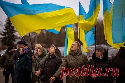 «Судьба очень печальная». Нарышкин рассказал о будущем Украины. Директор Службы внешней разведки (СВР) России Сергей Нарышкин ответил а вопрос журналиста Павла Зарубина о дальнейшей судьбе Украины. По его мнению, государство в таком виде, в котором оно сейчас существует, ждет печальное будущее. Он также заявил, что Россия не остановится на полпути.