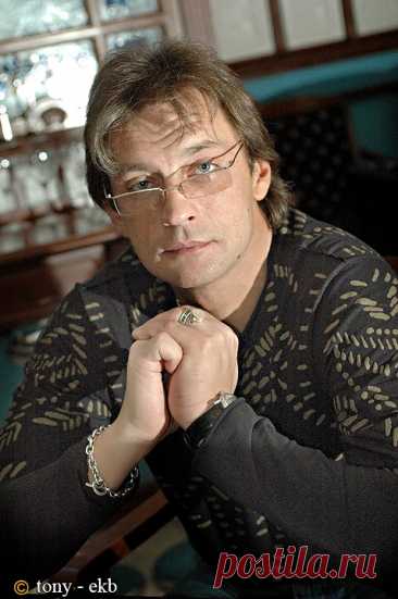 Александр Домогаров
