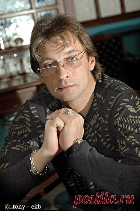 Александр Домогаров