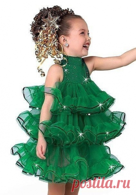 Костюм елочки для ребенка. Красивая идея!