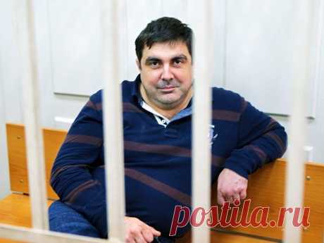 Экс-сенатор от Коми дал признательные показания / Рулента