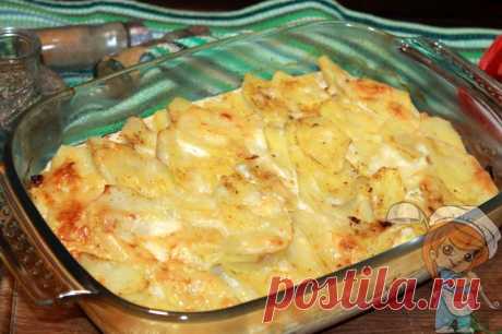 Картофель дофине в духовке - рецепт нежной картошки в духовке- Пошаговые рецепты без мяса, без дрожжей, без муки, без яиц Сочный, ароматный и очень аппетитный картофель дофине покоряет с первого взгляда. Соблазнительная румяная корочка, нежнейшие слои, пропитанные яично-сливочной смесью.