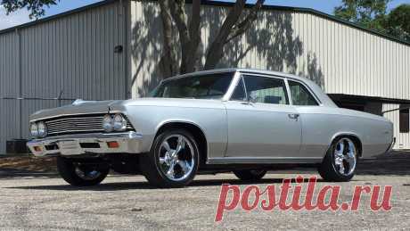 1966 Chevrolet 300 Deluxe Coupe / F16 / Indy 2017 / Аукцион Mecum 1966 Chevrolet 300 Deluxe Coupe представлен как Лот F16 в Индианаполисе, в