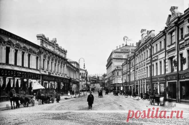 Петля времени и убийца журналистов. Самые жуткие легенды Москвы. За свою многовековую историю Москва пережила столько удивительных событий, что многие из них, чрезвычайно впечатлив современников, стали легендами. И передаются из уст в уста уже не одно поколение. Aif.ru собрал самые интересные из них.