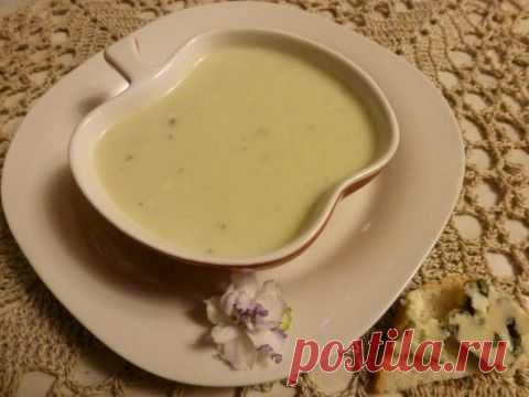 Суп-пюре из яблок и сыра.