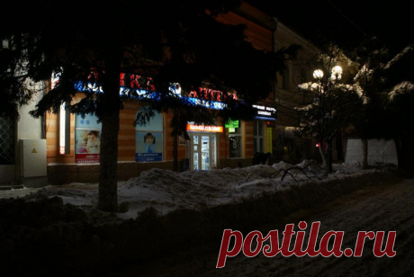 сугробы в центре города