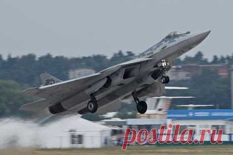 Конструктор показал вычислитель Су-57