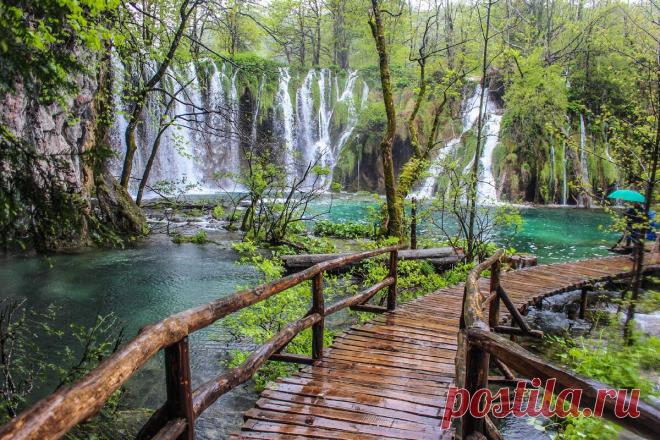 Ничего не предвещало беды, но ближе к ночи в горах пошел снег. Дорога на Плитвицкие озера | dadknowhow. С папой интересно | Яндекс Дзен