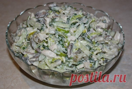 Оригинальный и вкусный салат «Добрый барин». Не сложный и не дорогой 


Съедается вмиг!









 
Ингредиенты:
куриное филе — 300 гшампиньонов — 400 гр.1 лук-порейсвежие огурцы – 2 штукисоленый огурец – 1 большоймайонез
Приготовление:
Грибы порезать пластинками и обжа…