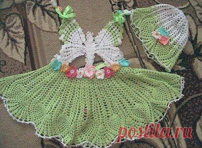 Вязаные крючком наряды для девочек со схемами.