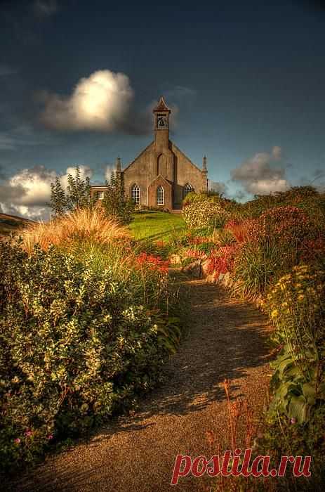 pagewoman:
“ Weisdale Kirk,Weisdale,Shetland Isles,Scotland  ”