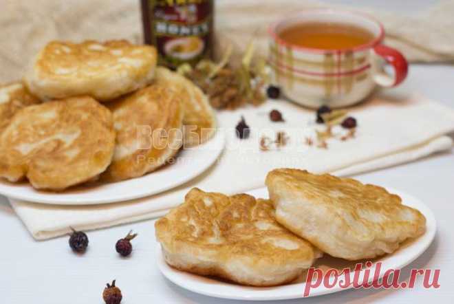 Дрожжевые оладьи, очень вкусные и пышные оладьи на дрожжах. Самый простой рецепт с фото | Все Блюда