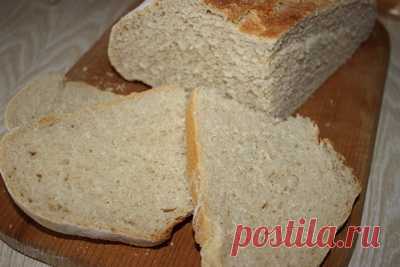 Белый хлеб с добавлением ржаной муки на Вкусном Блоге Мысли о выпечке домашнего хлеба у меня зарождались давно – но то времени не хватало, то настроения не было. И вот этот час настал! Я решила начать с простого и испечь хлеб на дрожжах – с закваской мы потом поэкспериментируем. Хлебушек, похожий на этот, очень распространен на Украине (тот самый…